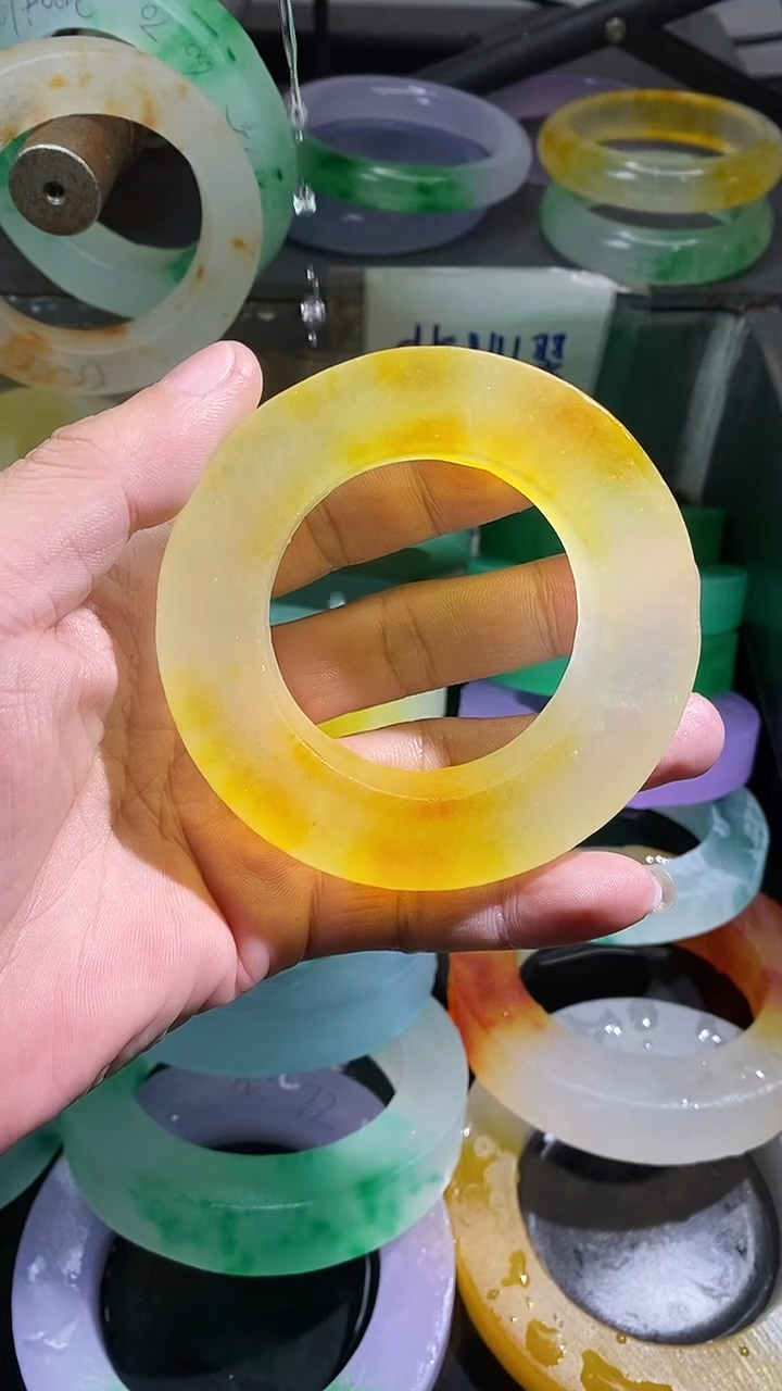 玉小*鱼非洲老料百搭手镯