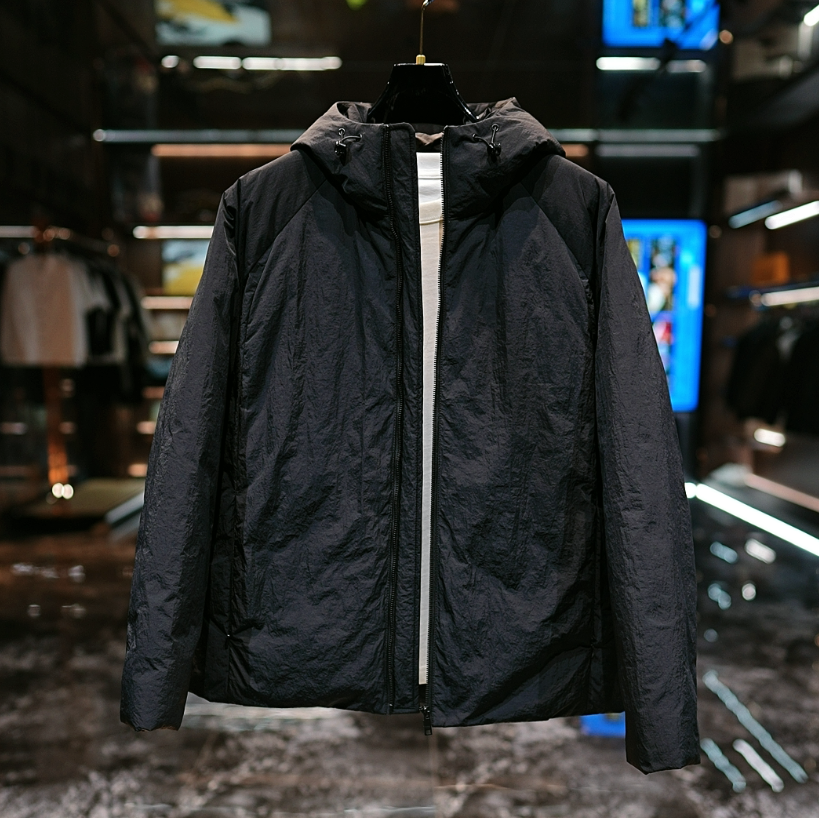 「Y8809」“休闲连帽羽绒服” 纯色连帽冬季男款保暖白鸭绒羽绒服