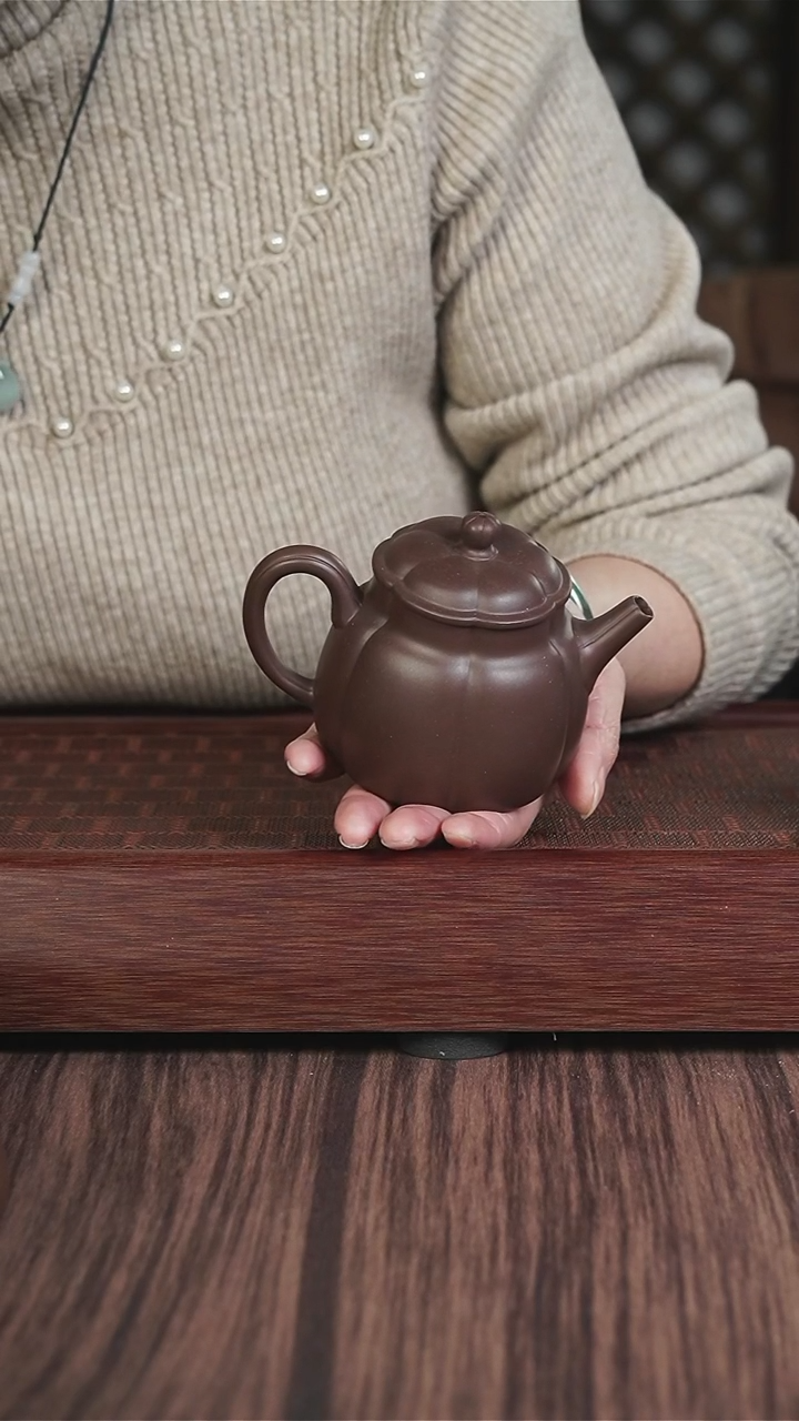 【闪购商品】紫砂茶壶筋纹  颜心