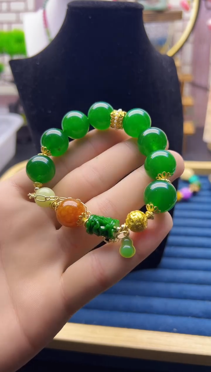 【闪购商品】翡翠颈饰14K金镶嵌S223