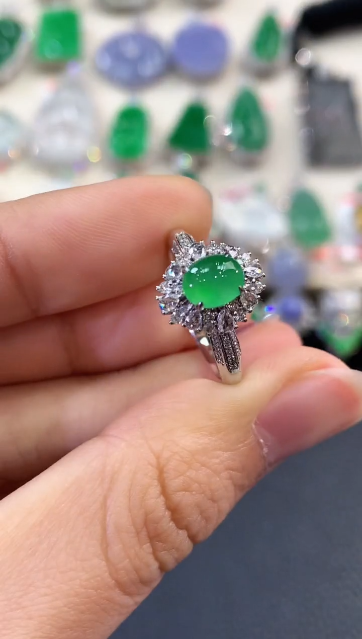 【闪购商品】翡翠戒指18K金镶嵌 B72