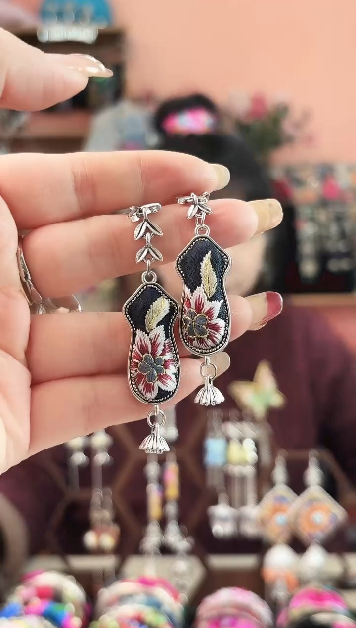 艺枝独绣手工饰品98