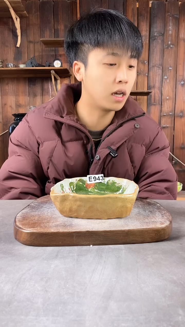 【闪购商品】碗943，手工手绘，新年快乐！