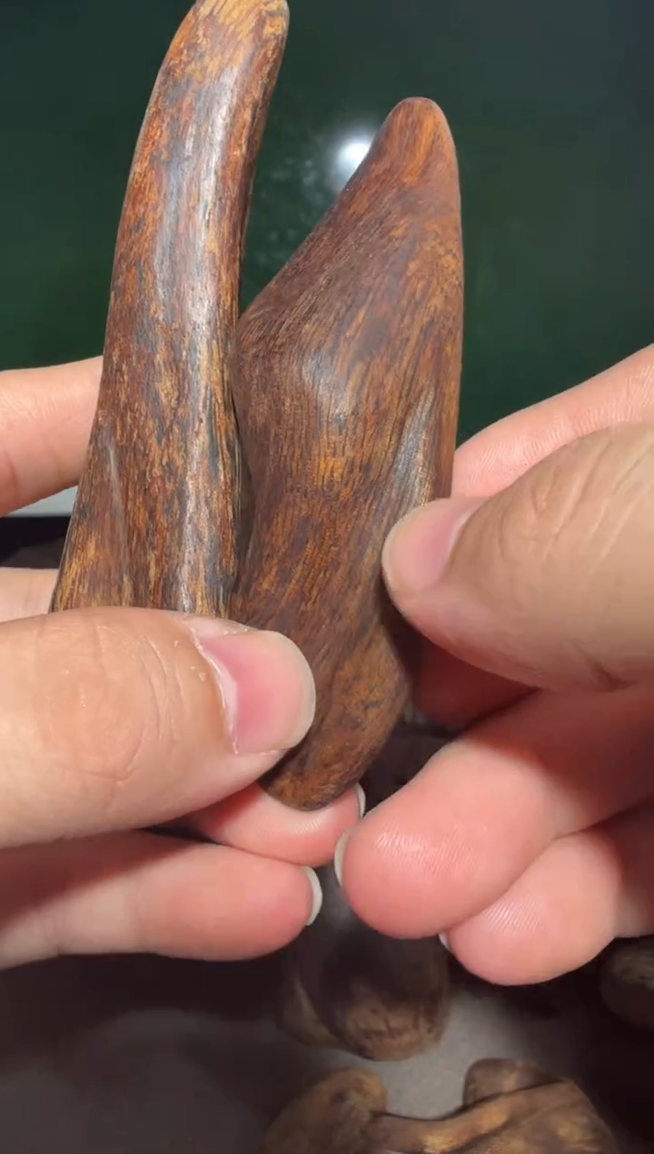 沉香吊坠多样性发一