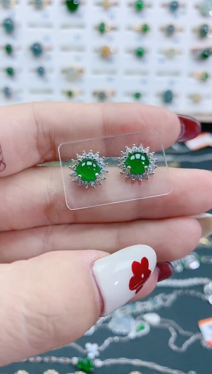 翡翠银S925镶嵌耳饰天然翡翠