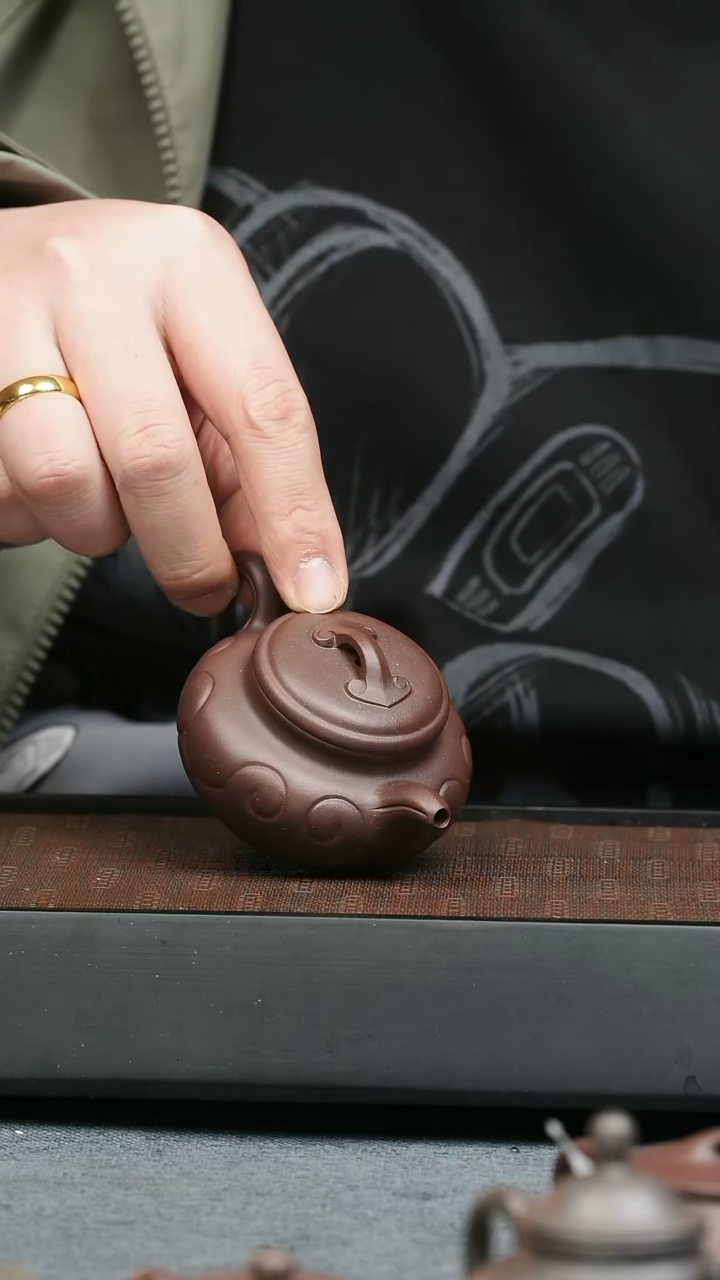 【闪购商品】紫砂茶壶五堂 仿古如意-90cc