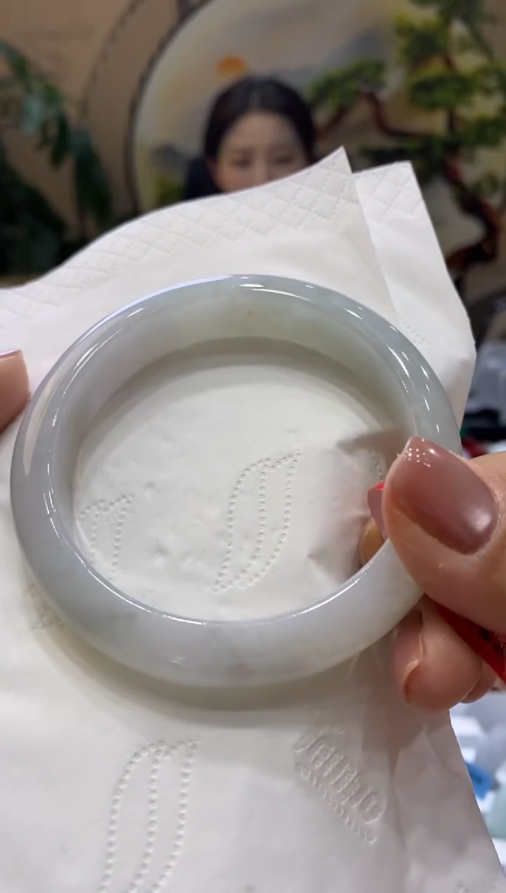 【闪购商品】翡翠手镯未镶嵌99901691