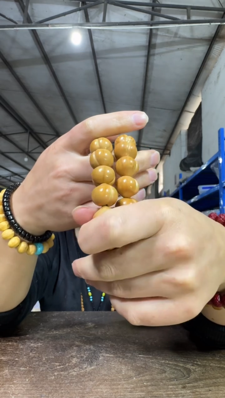 手串猴头核桃D6实物为准