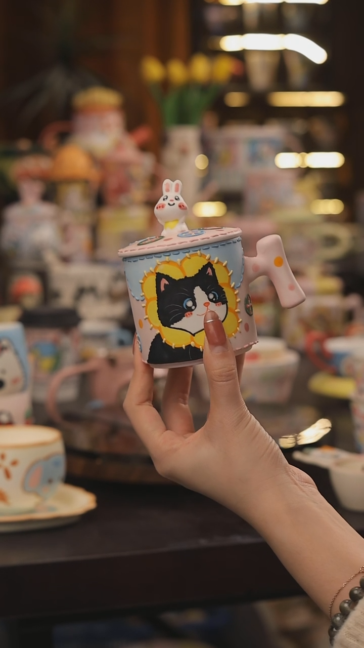 景德镇釉下彩绘设计师款式陶瓷