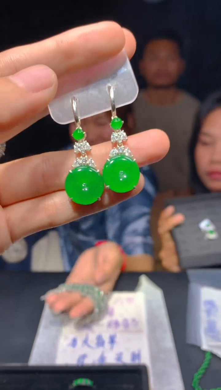 【闪购商品】定制翡翠未镶嵌1920多样性发货（发其一）