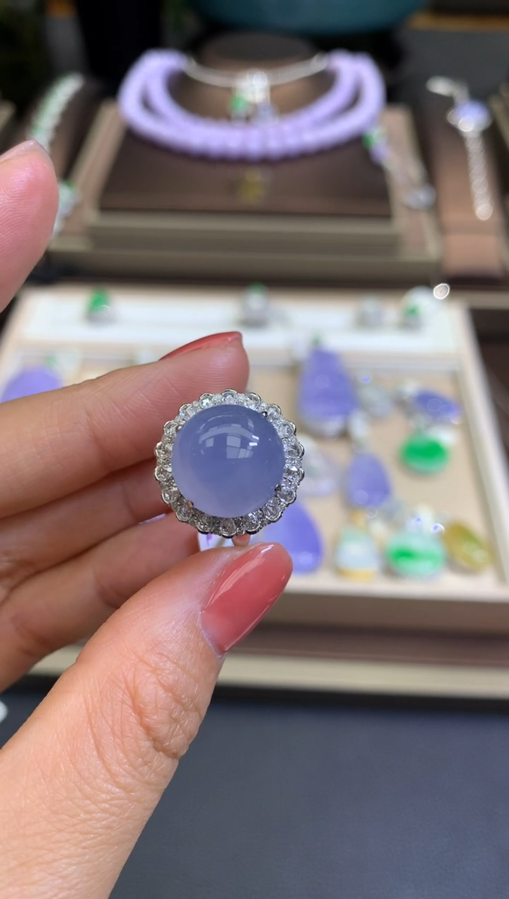 【闪购商品】翡翠挂件18K金镶嵌翡翠A货
