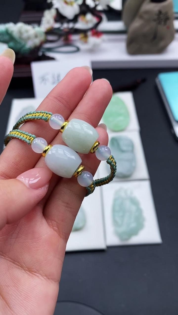 【闪购商品】翡翠颈饰未镶嵌天然缅甸A货翡翠随机发一件