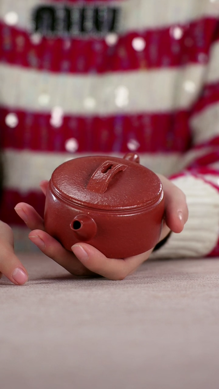 茶壶紫砂手磨粗砂绝红降坡泥平底汉瓦160cc