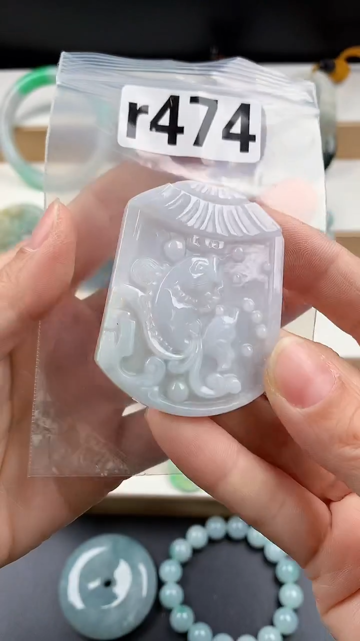 颈饰未镶嵌翡翠天然翡翠吊坠挂件