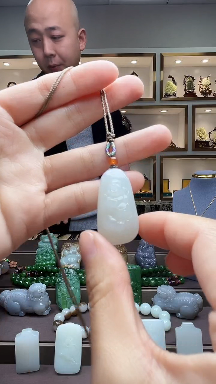 【闪购商品】和田玉颈饰未镶嵌苏