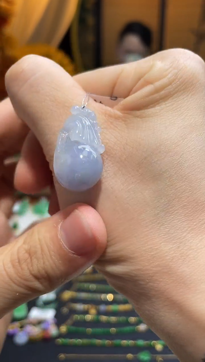 颈饰未镶嵌翡翠钱袋