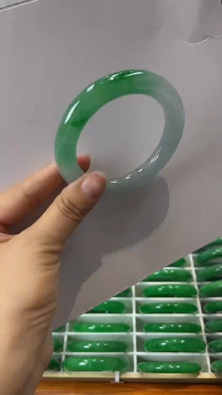 【闪购商品】砖雕闪9 圈口59 独货手镯