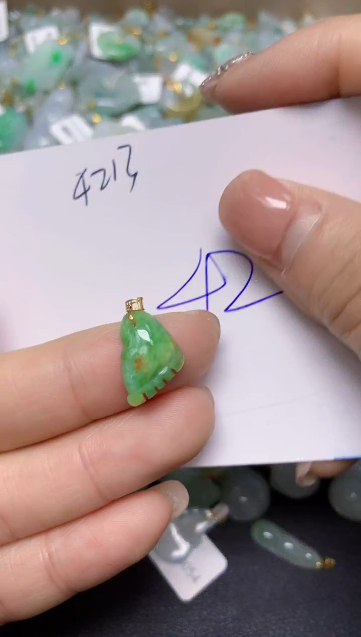 【闪购商品】翡翠挂件18K金镶嵌 天然翡翠A货