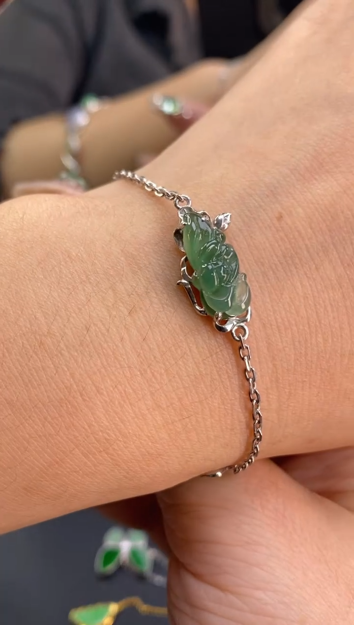 颈饰银S925镶嵌翡翠净货18054