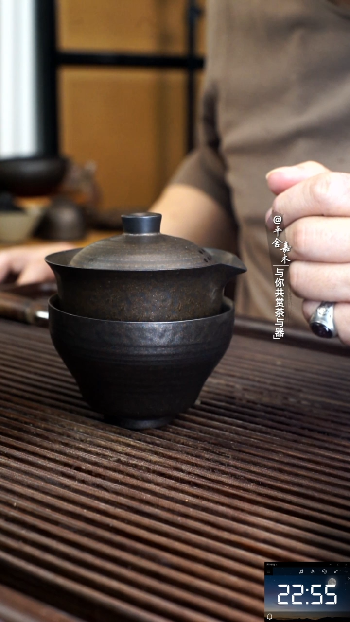 【闪购商品】150毫升手抓壶送大号主人杯