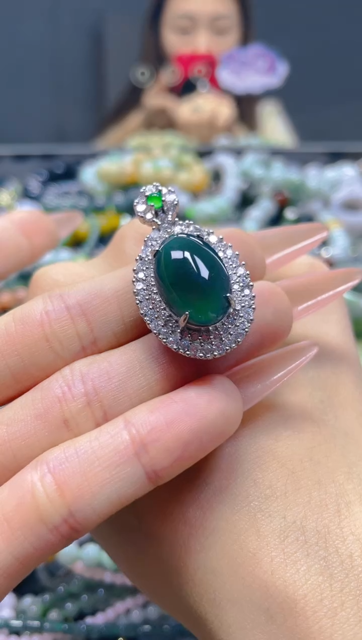 颈饰未镶嵌翡翠/J/翡翠A货，一件也是批发价