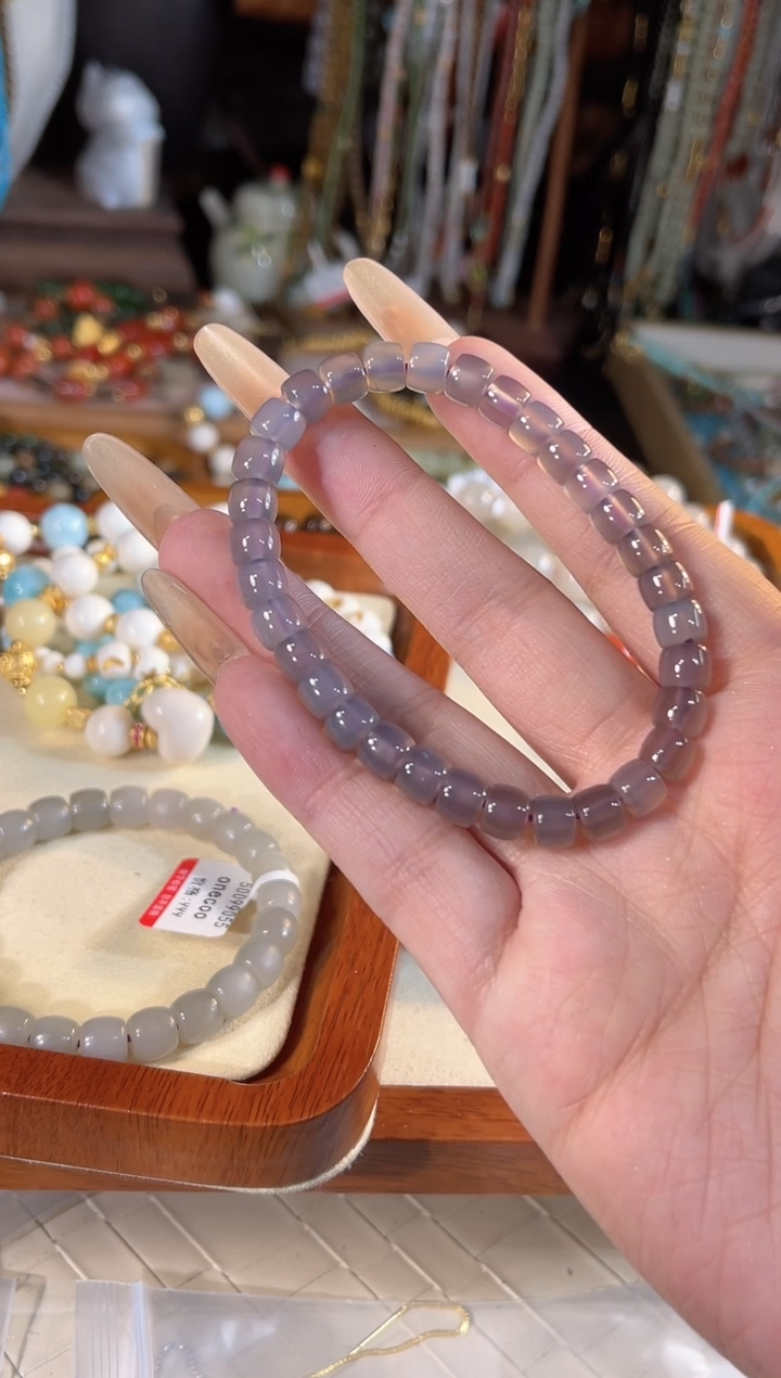 【闪购商品】玛瑙/玉髓手链未镶嵌多样性发货其一