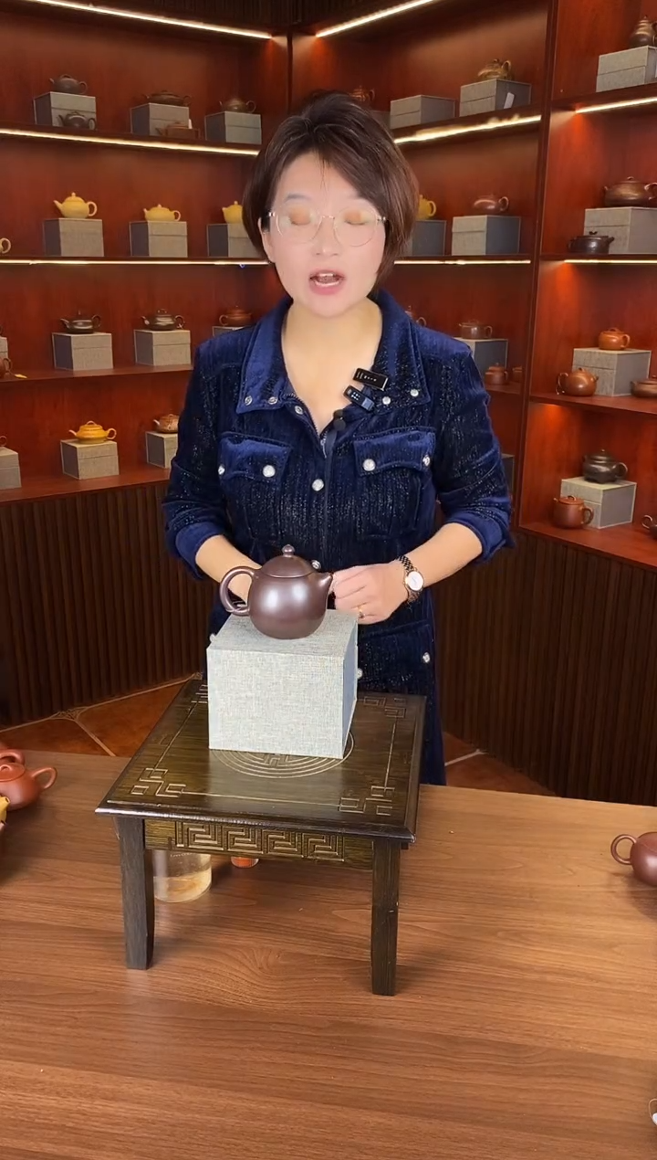 茶壶紫砂光器龙蛋 紫茄泥 周粉兰