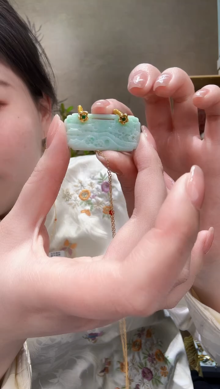 【闪购商品】翡翠颈饰未镶嵌吊坠