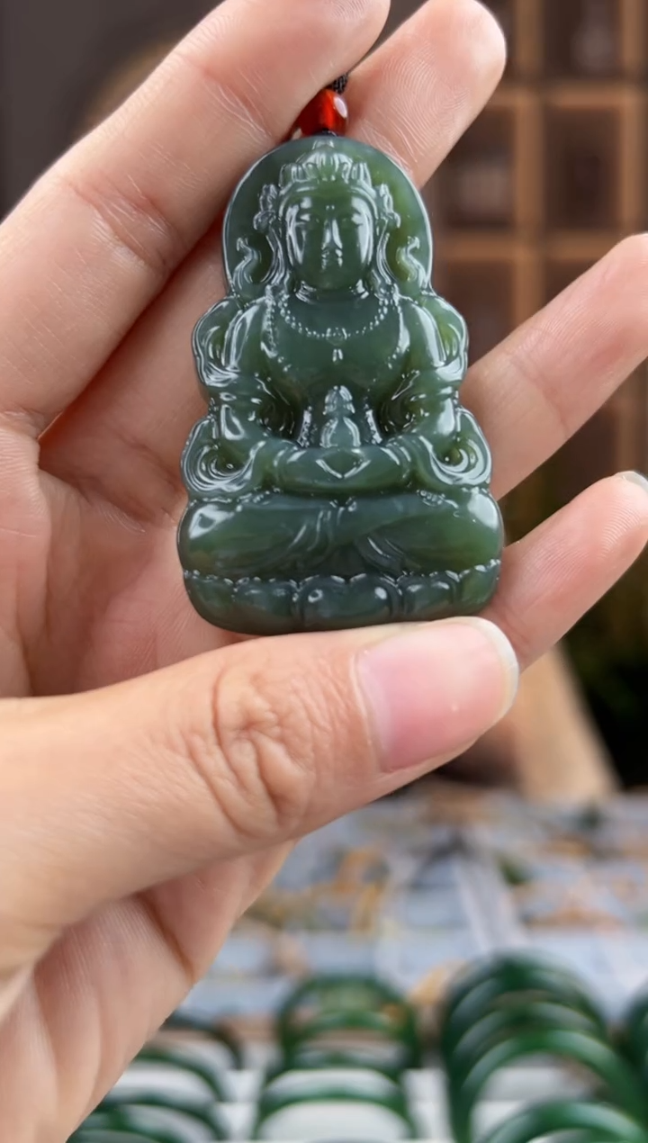 颈饰未镶嵌和田玉拍一发一，拍一发一