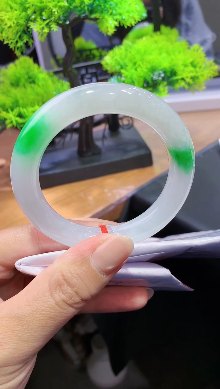 未镶嵌手镯翡翠K72天然A货缅甸翡翠57总价13万定金2万