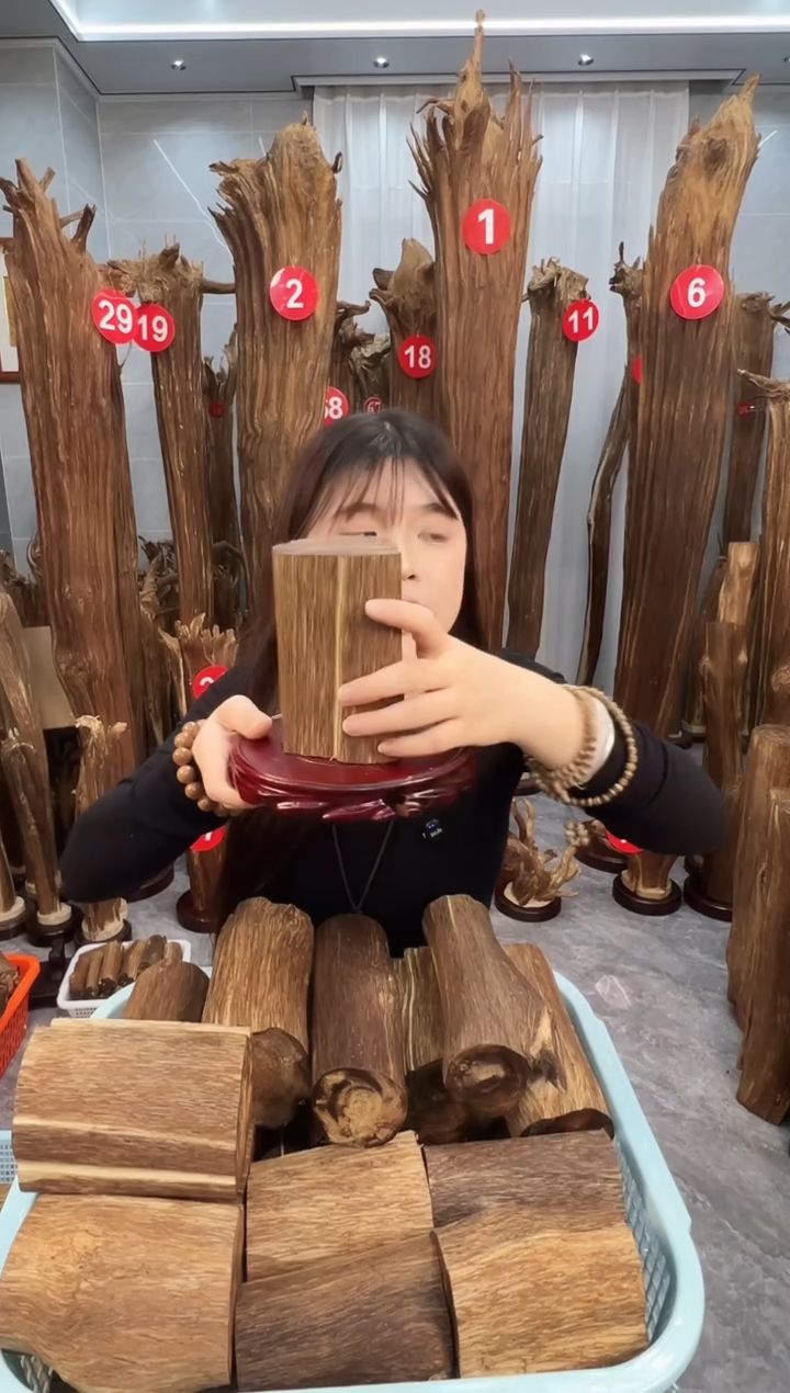 沉香碎屑沉香沉香原料