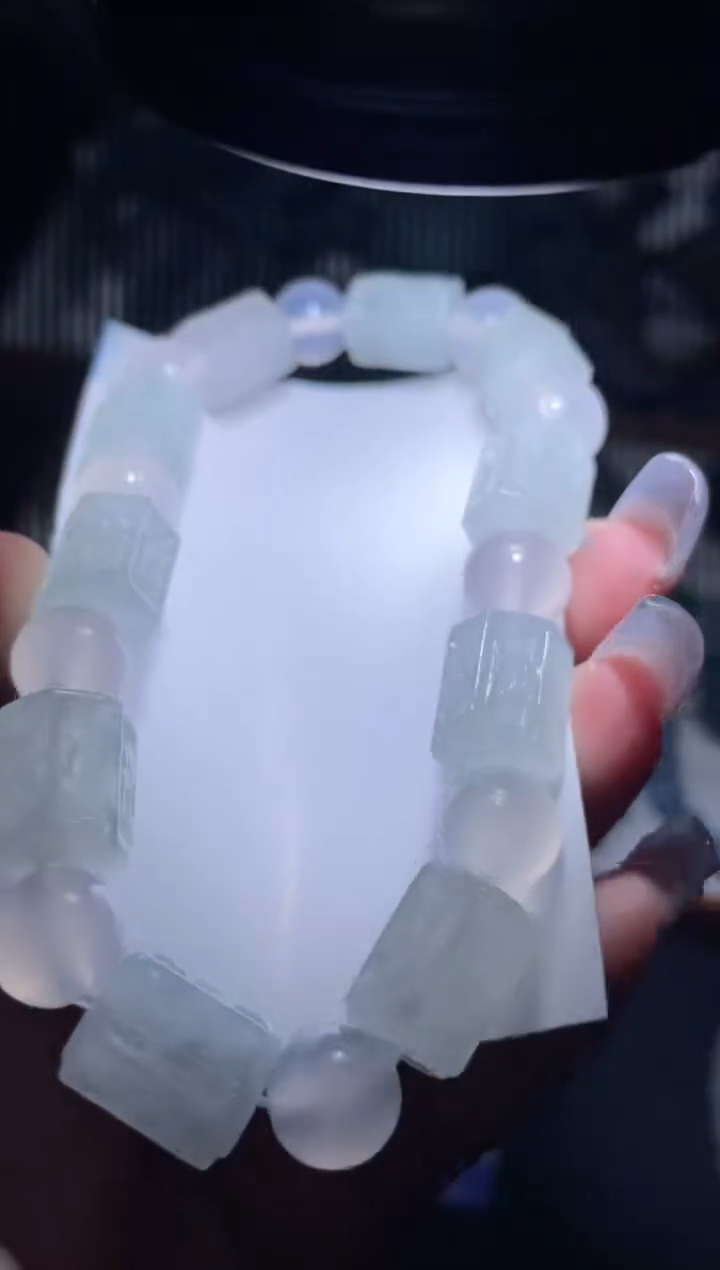 定制翡翠未镶嵌天然缅甸A货翡翠手串24