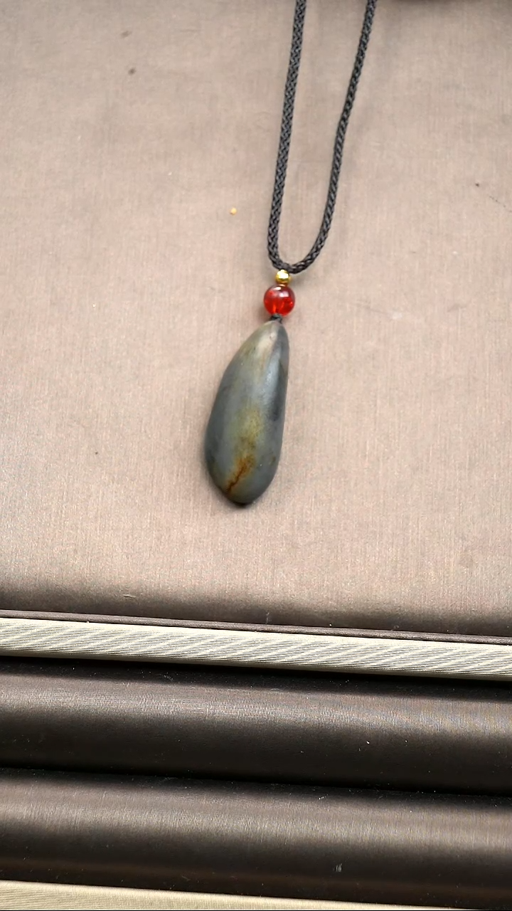 【闪购商品】和田玉颈饰未镶嵌10克