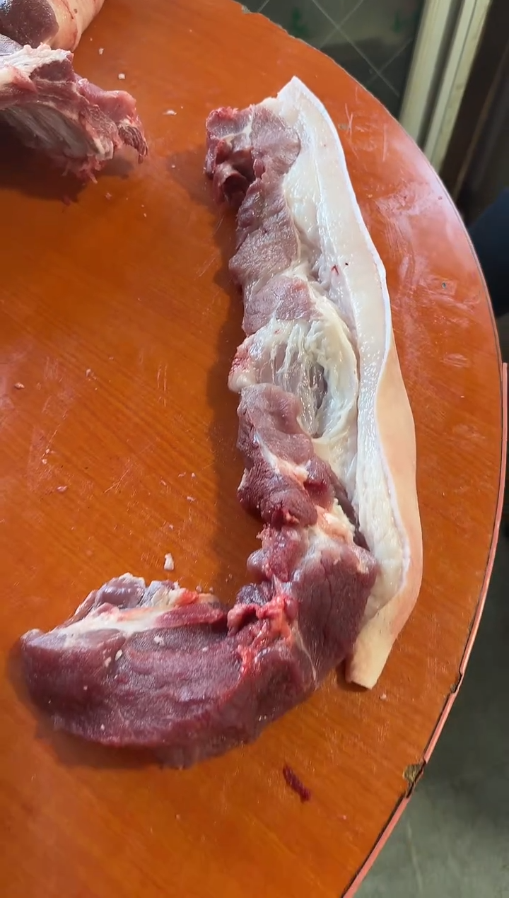 中国大陆180食用农产品利****佰猪后丘肉2.16利佰