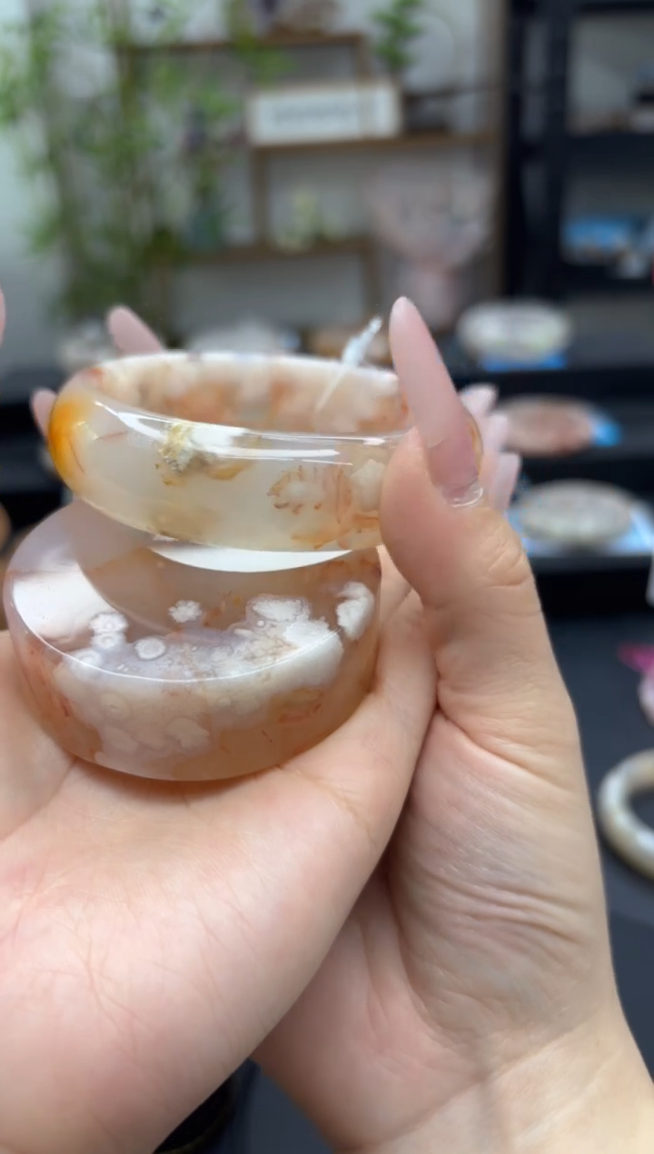 【闪购商品】石英质玉手镯未镶嵌A131(60圈赠送镯心)