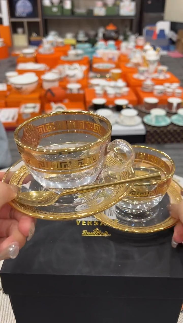 【闪购商品】杯H697--------------