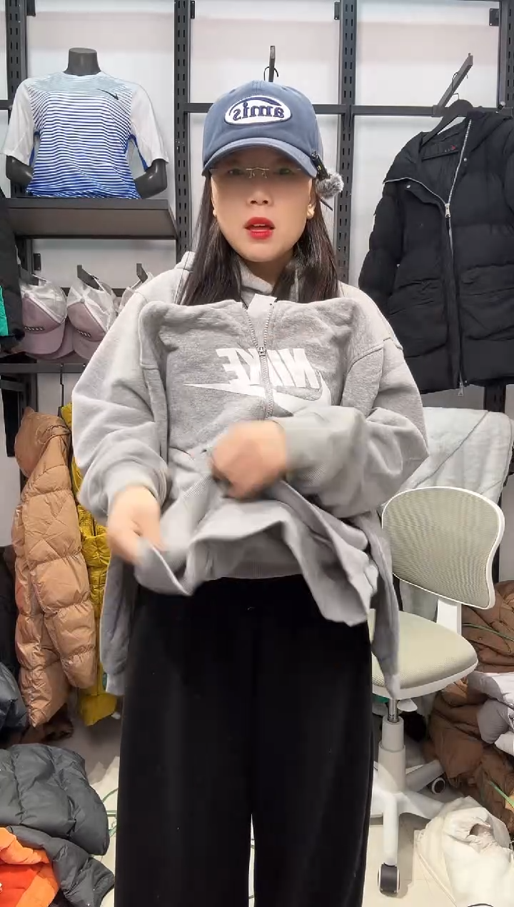 2381闪购编码 Nike/Joedan运动卫衣裤以直播间过款为准 尺码·140