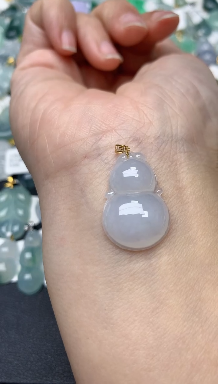 颈饰18K金镶嵌翡翠天然缅甸A货翡翠