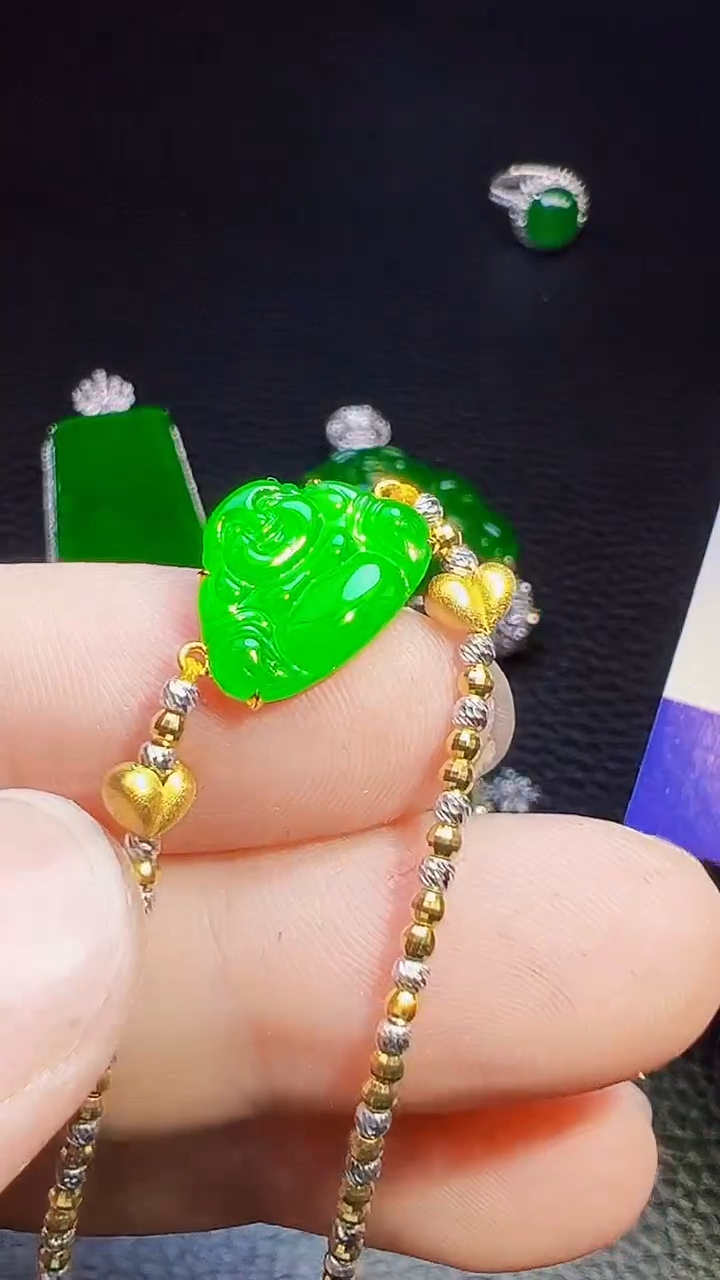 18K金镶嵌手链翡翠月*翡翠