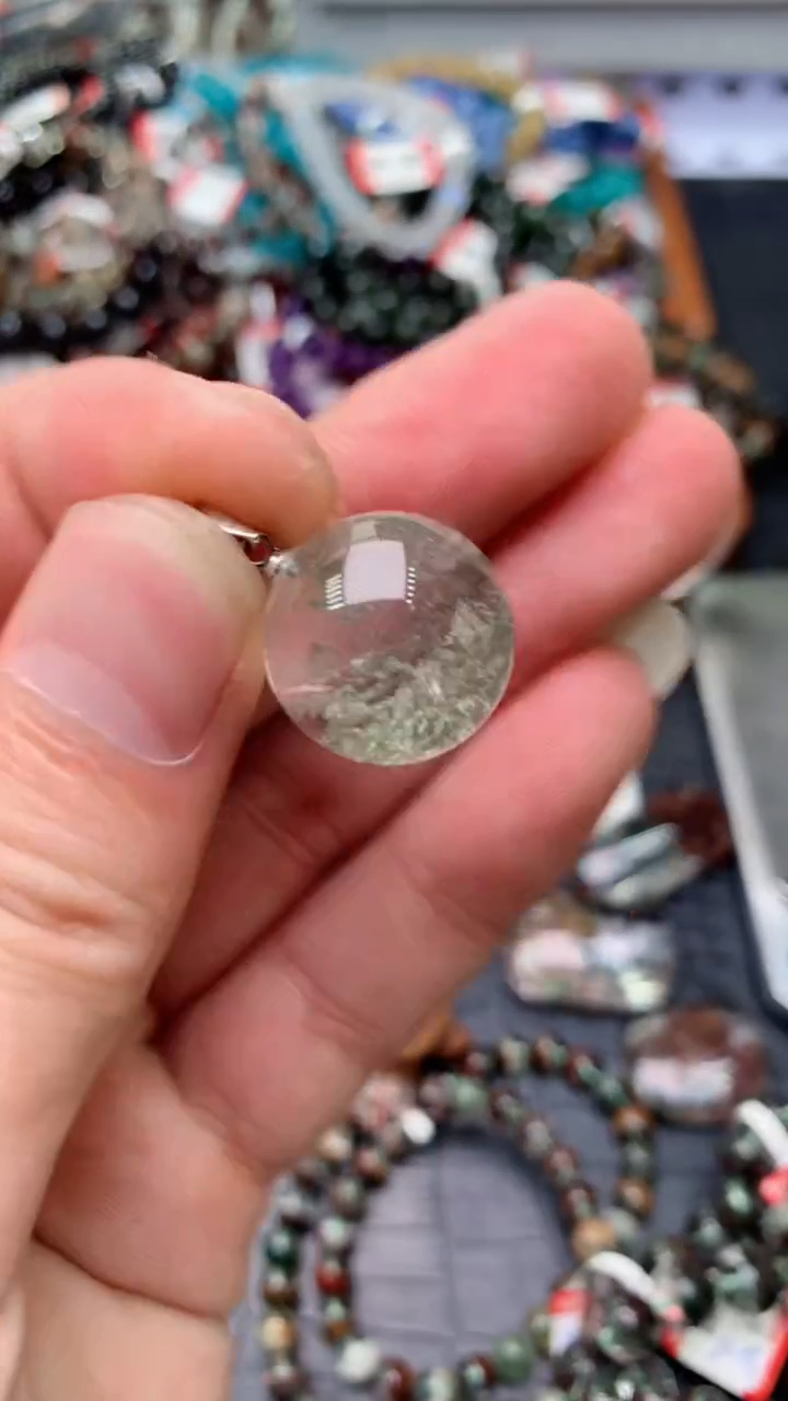 【闪购商品】水晶吊坠(赠链)未镶嵌41