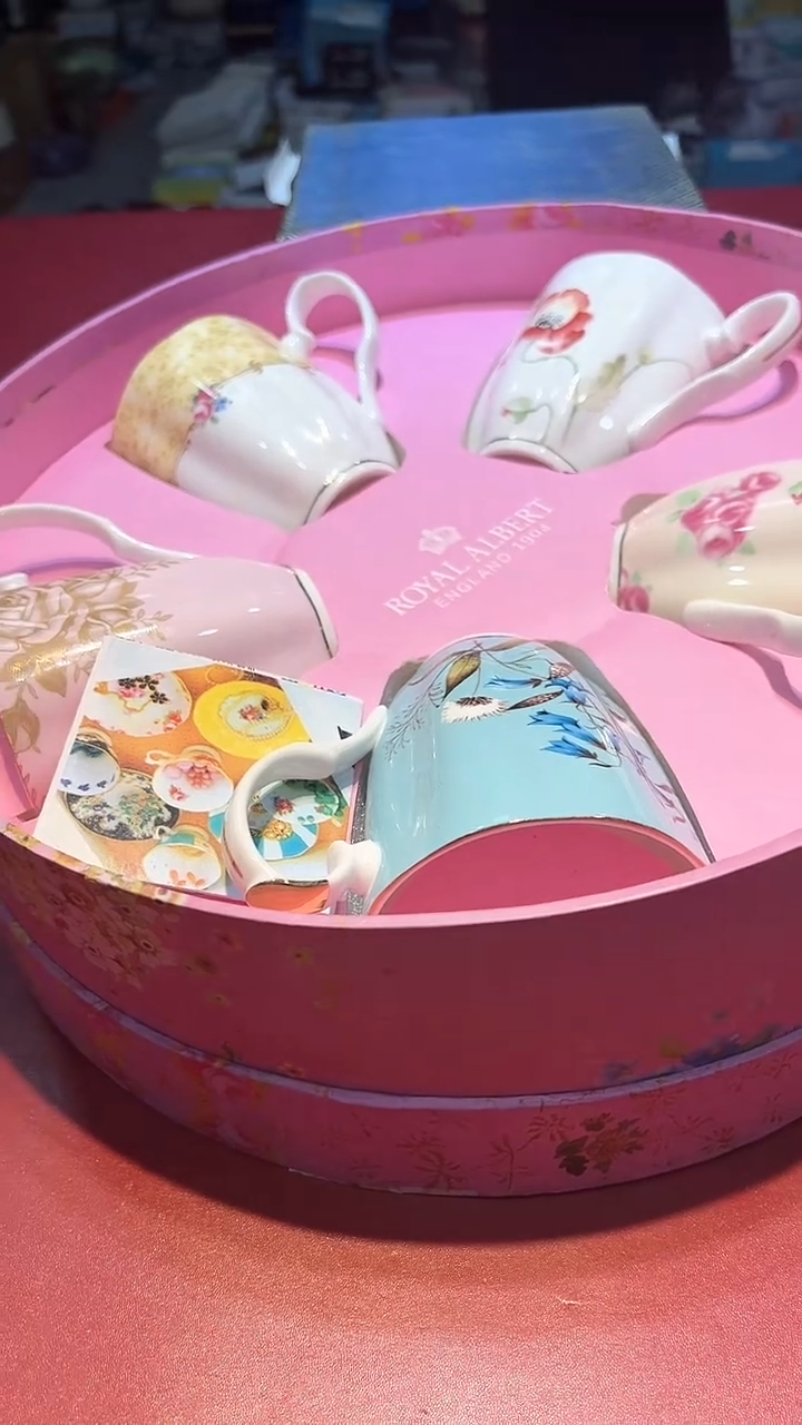 【闪购商品】瓷片锅碗瓢盆一件不剩