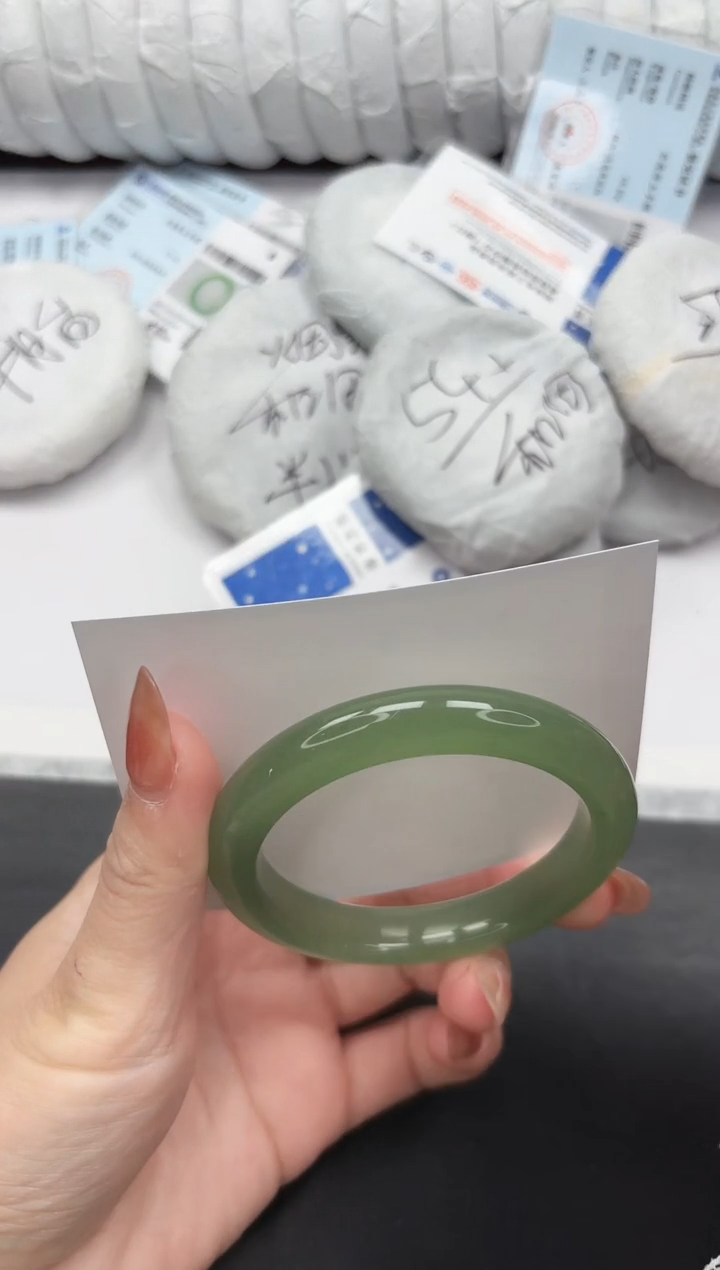 未镶嵌手镯石英质玉208-55.5D1