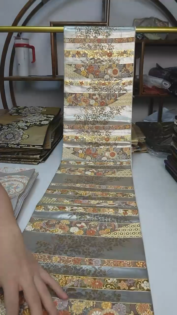 织绣38西阵织六通花卉