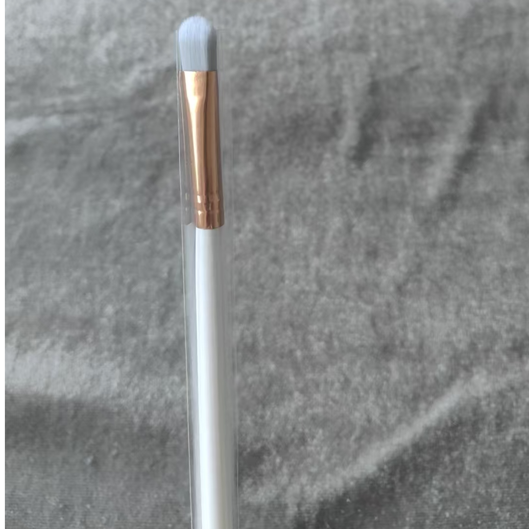 便携眼部斜角卧蚕细节眼线刷修容刷眼影刷化妆刷