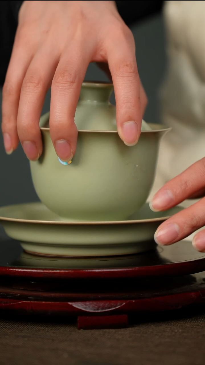 全品 粉青 三才盖碗  