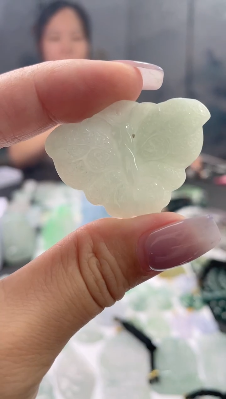 吊坠(不含链)未镶嵌翡翠1