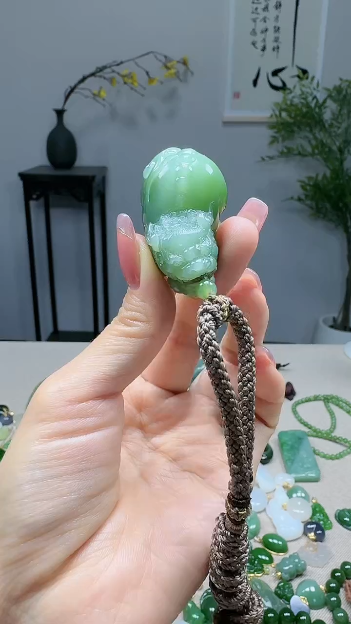 未镶嵌和田玉挂件1