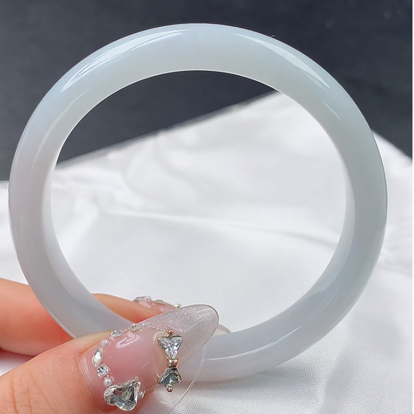 【精典翡翠精选】抖音基地发货 天然A货翡翠手镯正圈浅色小窄条