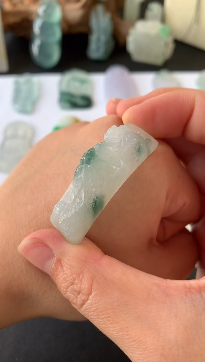 【闪购商品】定制翡翠未镶嵌翡翠