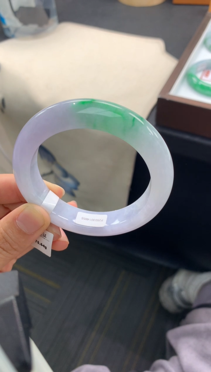 未镶嵌手镯翡翠小*子退货需手镯吊牌标签完好